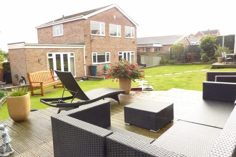 15 Durley Drive, Sutton Coldfield, B73 6QT