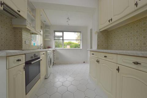 6 Hillview Crescent, Luton, LU2 7AA