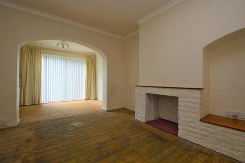 6 Hillview Crescent, Luton, LU2 7AA