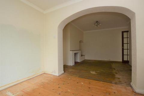 6 Hillview Crescent, Luton, LU2 7AA
