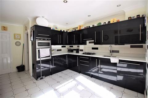 7 Becmead Avenue, Harrow, HA3 8HD