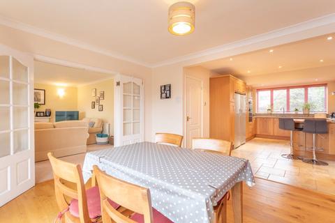 34 Milton Fields, Chalfont St Giles, HP8 4ES