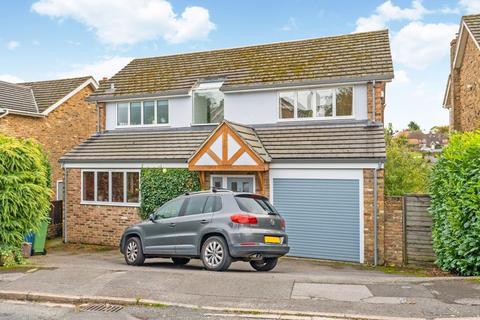 34 Milton Fields, Chalfont St Giles, HP8 4ES