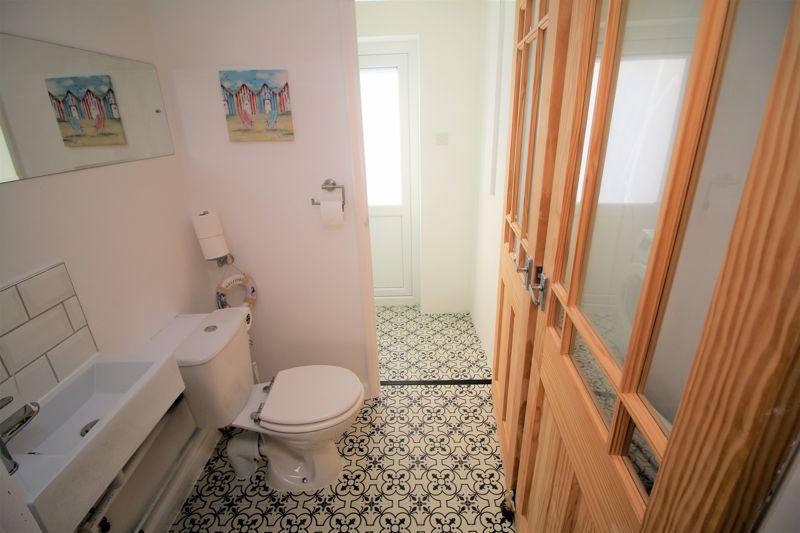 Cloakroom &amp; Utiltiy