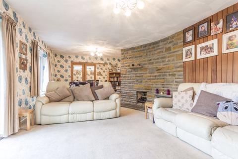 27 Cwrdy Road, Griffithstown, Pontypool, NP4 5AG