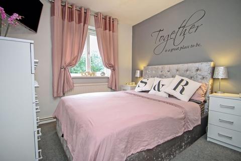 31 Perry Close, Uxbridge, UB8 3HR