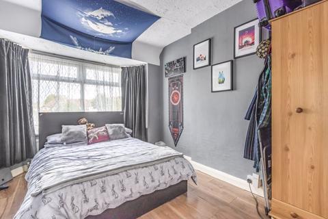 48 Molesey Drive, Cheam, Sutton, SM3 9UN