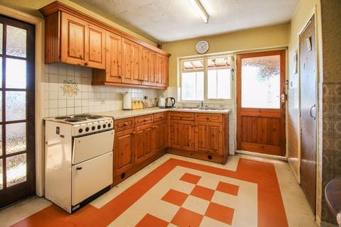 White Oaks The Common, Dilhorne, Stoke-on-trent, ST10 2PA
