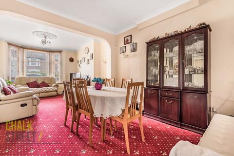 118 Richmond Road, Ilford, IG1 1JX