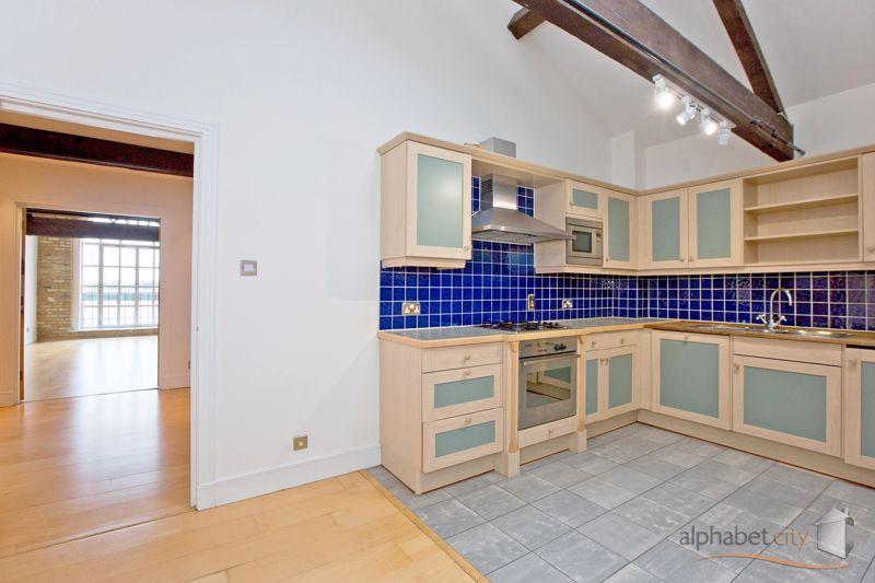 Kitchen (2)