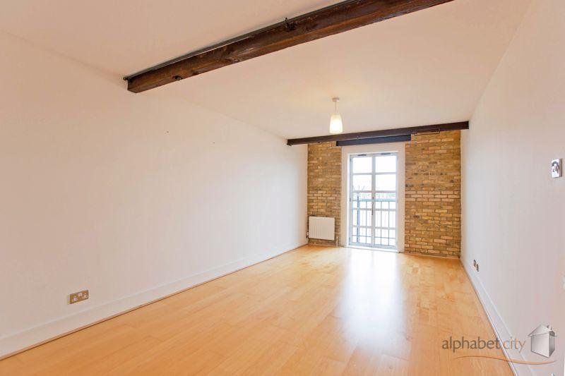 Bedroom 1 (2)
