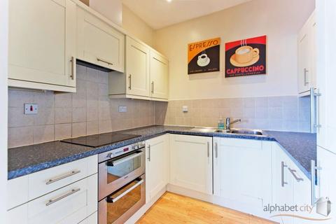 2 bedroom apartment to rent - KELLY COURT, PREMIERE PLACE, ISLE OF DOGS E14