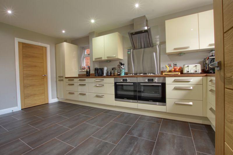 Caldey Gardens, Ingleby Barwick 4 bed detached house £350,000