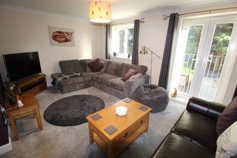 15 Bryn Coch, Wrexham, LL11 3DN