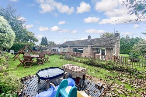 2 Green Lane Close, Ford, Salisbury, SP4 6DQ