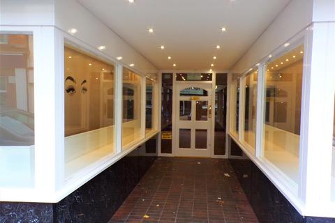 16 Queen Street, Rhyl, LL18 1RY