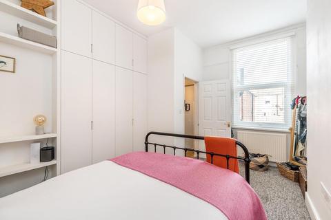 Flat B, 79 Thurlestone Road, London, SE27 0PE
