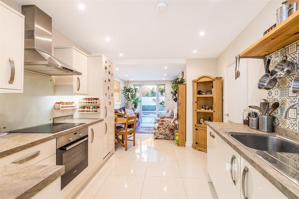 59a St Gothard Road-7.JPG