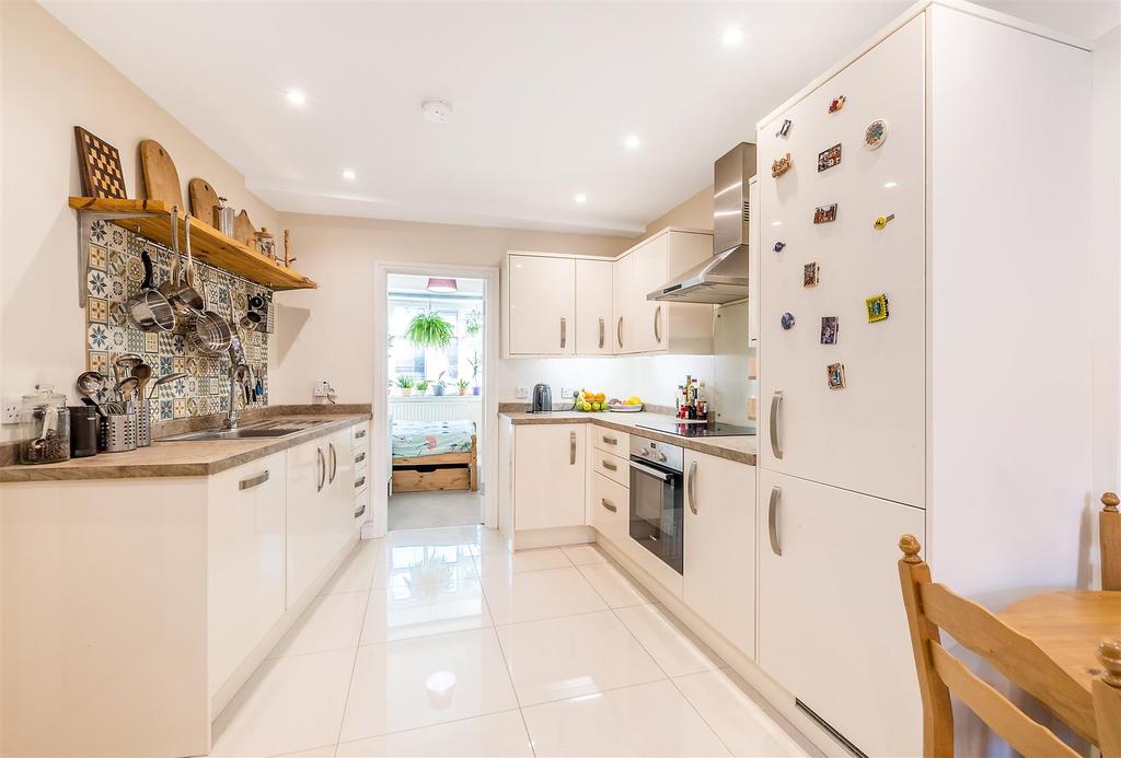 59a St Gothard Road-6.JPG