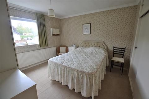 Oakdale, 3 Probert Crescent, Dilwyn, Hereford, HR4 8HY