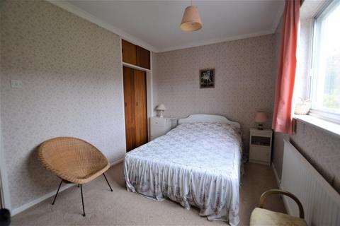 Oakdale, 3 Probert Crescent, Dilwyn, Hereford, HR4 8HY
