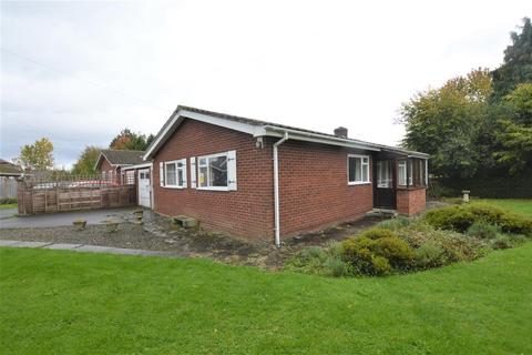 Oakdale, 3 Probert Crescent, Dilwyn, Hereford, HR4 8HY