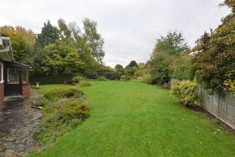 Oakdale, 3 Probert Crescent, Dilwyn, Hereford, HR4 8HY