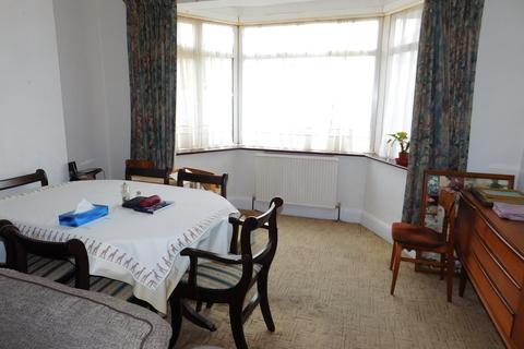 98 Costons Lane, Greenford, UB6 8RP