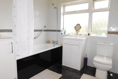98 Costons Lane, Greenford, UB6 8RP