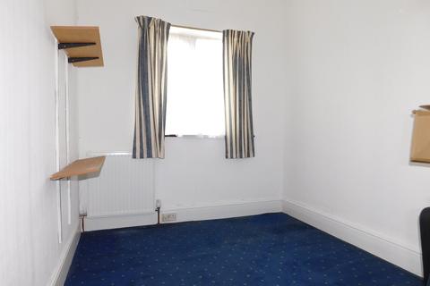 98 Costons Lane, Greenford, UB6 8RP