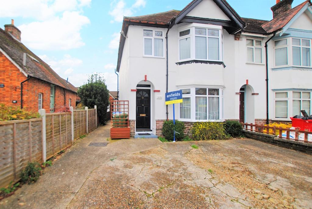 Priory Road, Southampton, SO17 4 bed end of terrace house £1,200 pcm