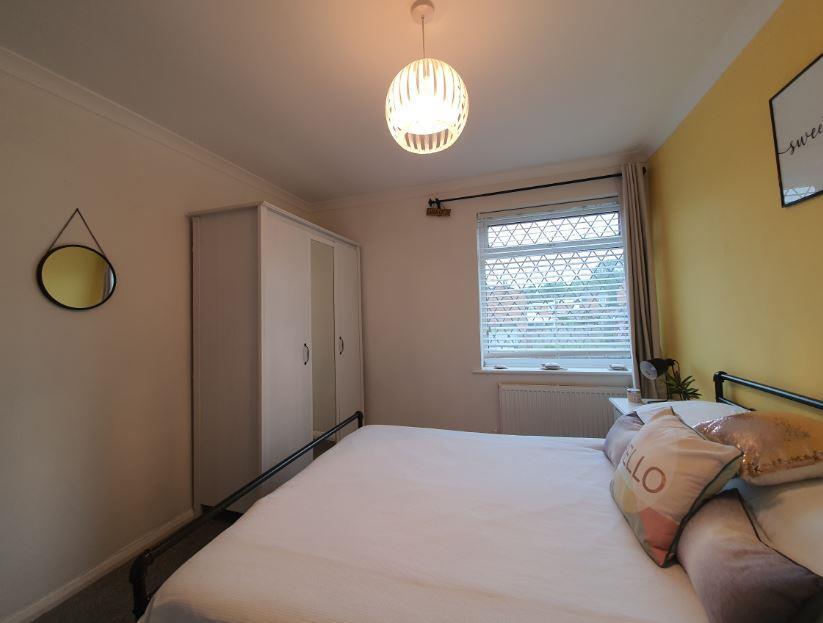 5 Blyth Close 2nd bedroom.JPG