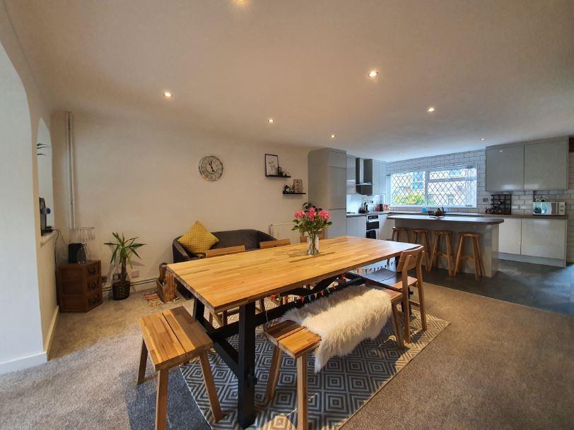 5 Blyth Close Ipswich dining area1.JPG