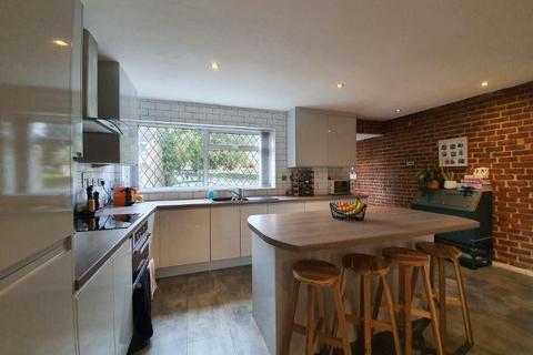 5 Blyth Close, Ipswich, IP2 9SE
