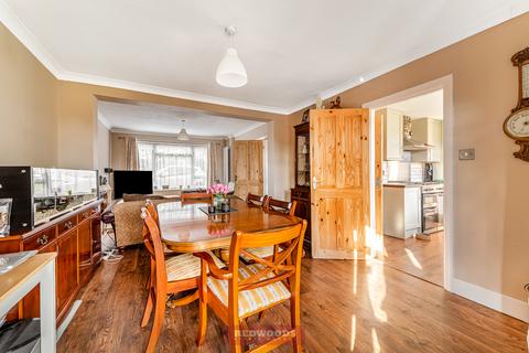 9 Byron Close, Bletchley, Milton Keynes, MK3 5BD