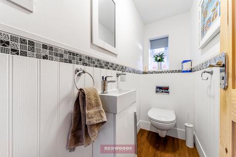 9 Byron Close, Bletchley, Milton Keynes, MK3 5BD