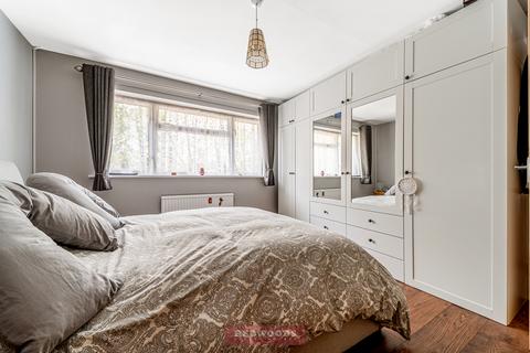 9 Byron Close, Bletchley, Milton Keynes, MK3 5BD