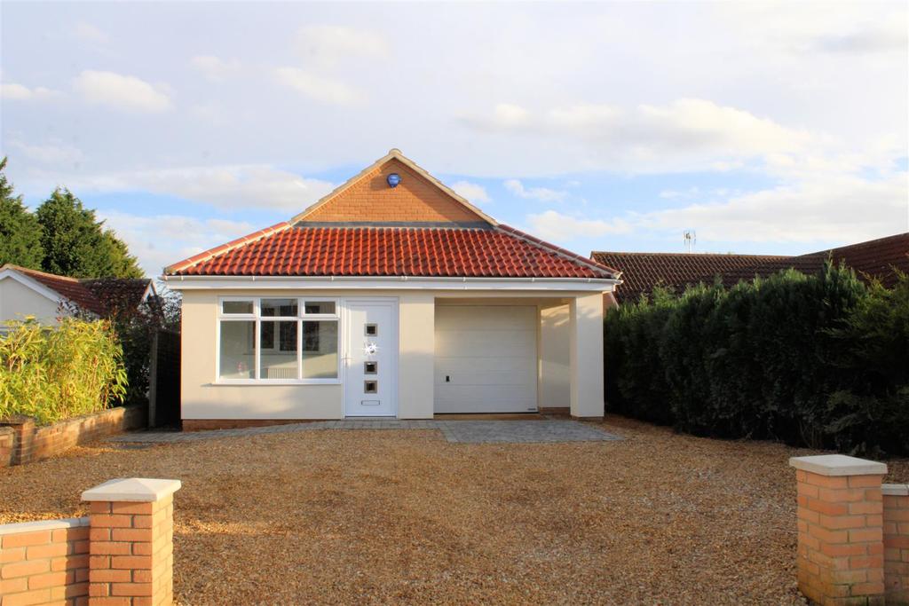 Station Road, Clenchwarton 3 bed chalet £275,000