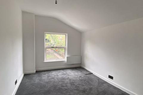 25 Stanhope Road, Northampton, NN2 6JU