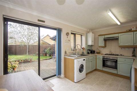 1 Bowen Close, Browns Wood, Milton Keynes, MK7 8DR