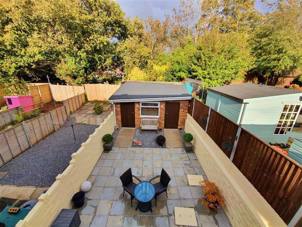 Clos Llandyfan, Garden Village, Swansea 2 bed end of terrace house £129,950