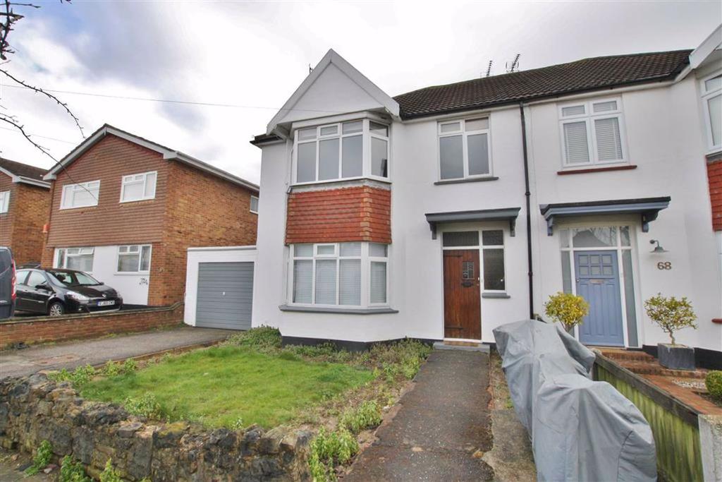 Canvey Road, LeighOnSea, Essex 2 bed flat £950 pcm (£219 pw)