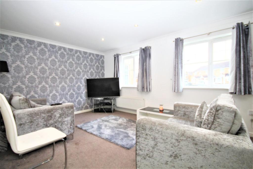 Knebworth Court, Ingleby Barwick 2 bed flat £75,000