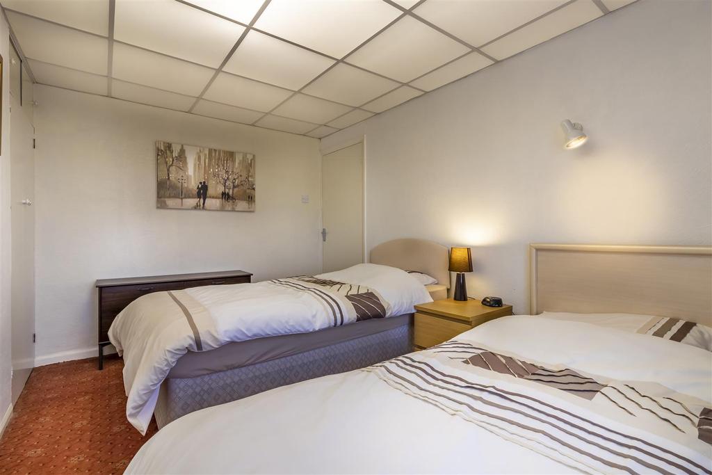 Bedroom 2 2nd.jpg
