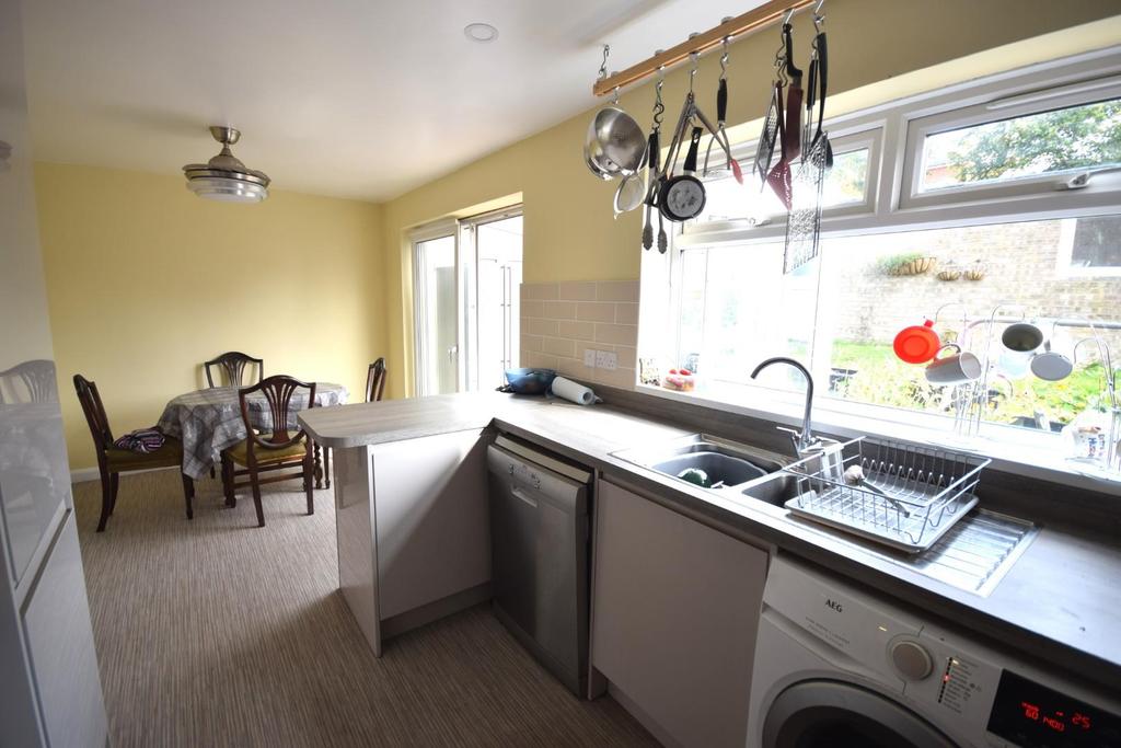 Re-fitted Kitchen/diner