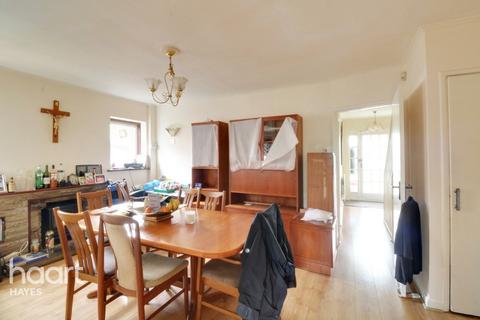 59 Warley Road, Hayes, UB4 0QB