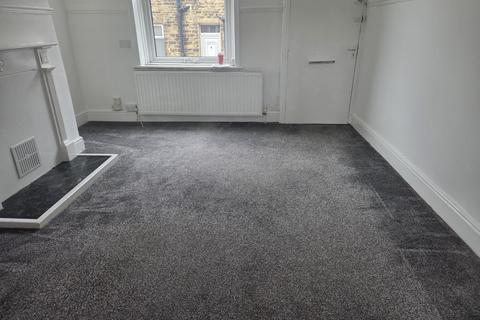 undefined, Ivy Street BD21