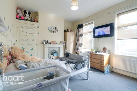 3 Eve Road, London, E11 3JE