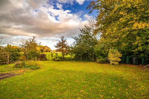 Bucklers Hard Ferry Road, South Stoke, Reading, RG8 0JL