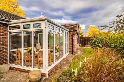 Bucklers Hard Ferry Road, South Stoke, Reading, RG8 0JL
